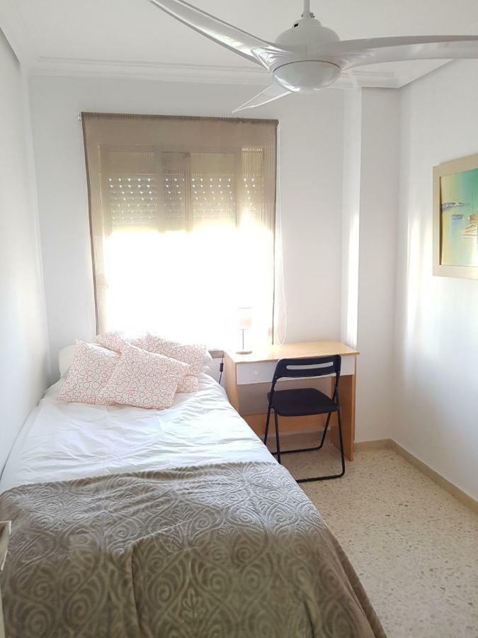Luminoso Y Amplio Apartamento Sewilla Zewnętrze zdjęcie
